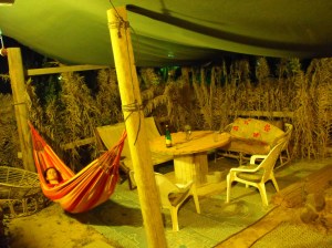 Taras mieszkania Muli w Midreshet Sde Boker