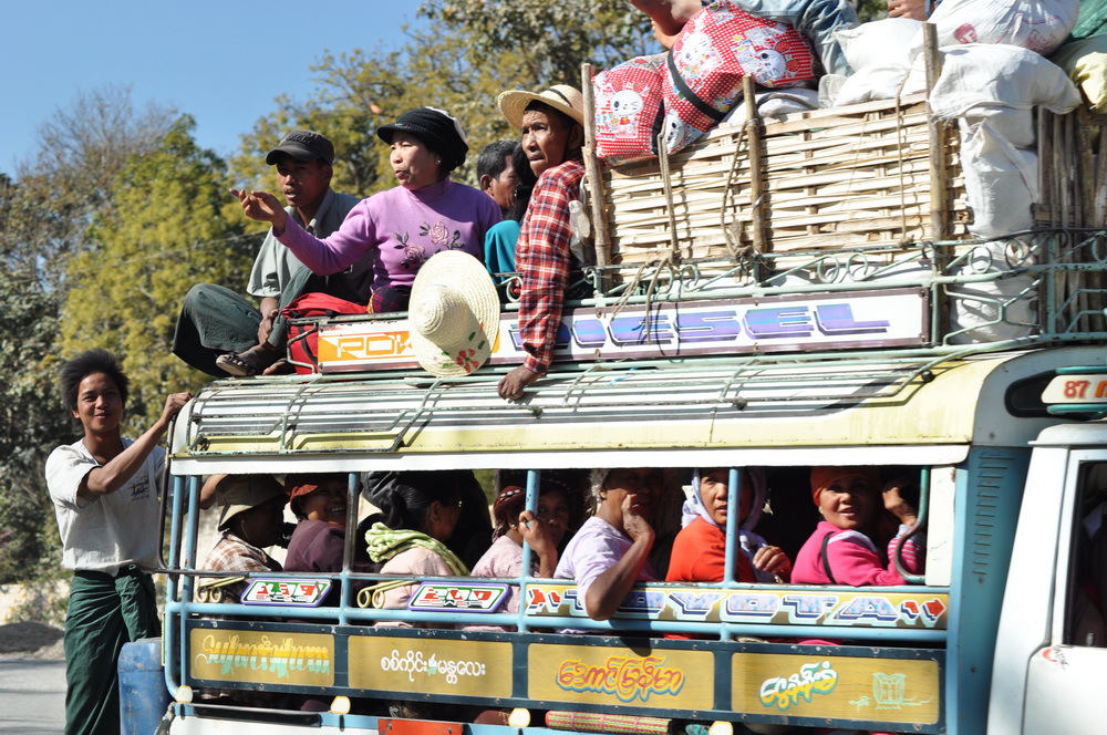 W birmańskich słownikach sformułowanie "nie zmieści się" nie występuje 