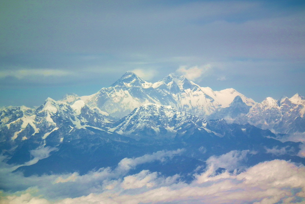 Jeśli dobrze udało nam się ustalić, to po lewej Mount Everest a po prawej Lhotse