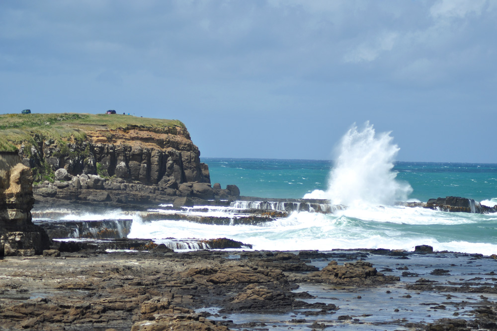 Fale na krańcu Wyspy Południowej