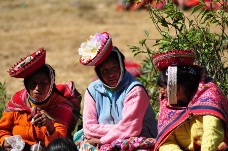 Szła dzieweczka do laseczka, do zielonego...